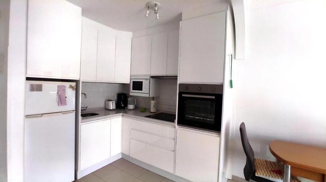 Our Favourite Place. Apartment With All Amenities. Costa Del Silencio 0*,